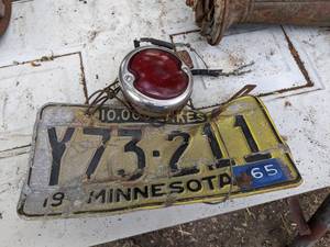 lot 263A image: Antique Car Taillight and License Plate