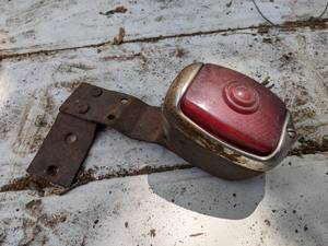 lot 260 image: Antique Taillight Assembly - Plastic Lens