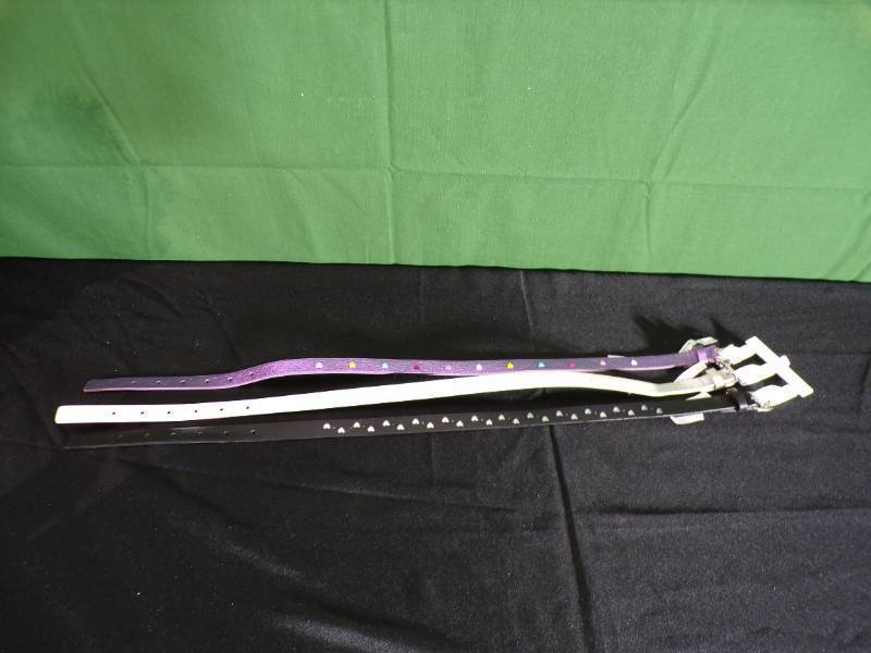 lot 320 image: Brand New Ladies Medium Thin Belts (Lot of 3)