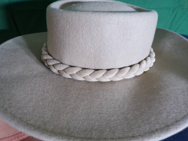 lot 511 image: Brand New Lot of 3 Adjustable Womens Hats