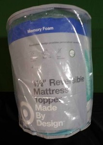 lot 13 image: New  1.5 Reversible Wave Memory Foam Mattress Topper - Made By Design (78.5 X 58.5)