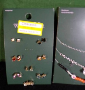lot 129 image: Lot of 3 - Wild Fable Jewelry Cards (Earrings & Necklaces)
