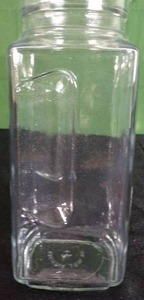 lot 318 image: Threshold 1 qt Glass Wesley Pitcher