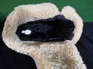 lot 343 image: Brand New with Tags Mens Fabrication Sherpa Trapper Hat with Earflaps (One Size fits Most)