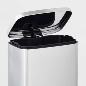 lot 70 image: Brand New - Dented 45L Rectangular Step Trash Can - Brightroom ((MSRP $55))