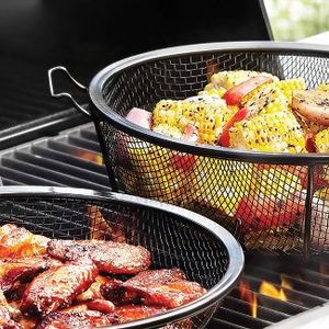 lot 197 image: Brand New Dual Skillet Shaker Grill Basket Black - Outset ((MSRP $39.19))