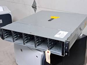 lot 126 image: HP StorageWorks Disk Enclosure D2700