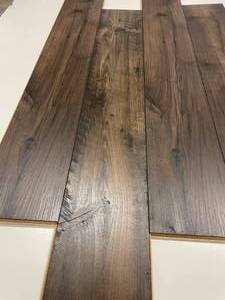 372 SF of Water Resistant Easy Install Laminate Flooring - 7.5x54 - II