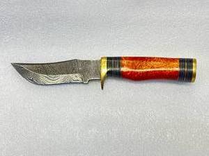 lot 36 image: Custom Made Damascus Knife 8 Inch Long