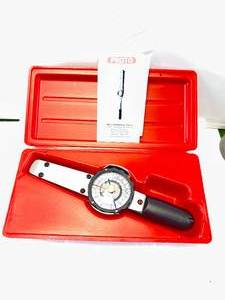 lot 84 image: New Proto Dial Torque Wrench