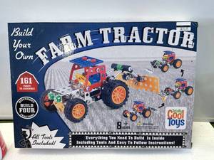 lot 96 image: Farm Tractor 161pc Metal Erector Toy Set