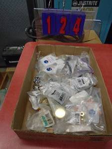 Big flat of door knobs & handles. As shown.