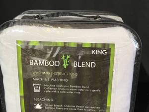 lot 14 image: Bamboo White King Sheet Set (2)