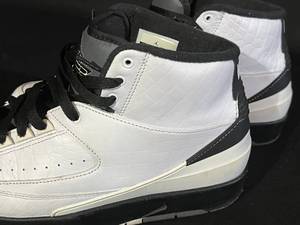 lot 29 image: Nike Air Jordan 2 Wing It Size 10.5