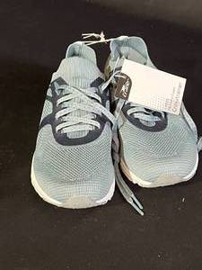 lot 28 image: Crane Ladies Memory Foam CrossTrainer Sneakers