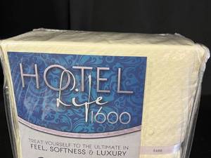 lot 45 image: Hotel Life Series 1600 Cream Sheet Set - California King (2)