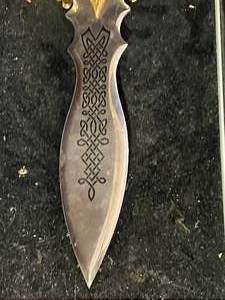 lot 103 image: Dragon Dagger - Mounted