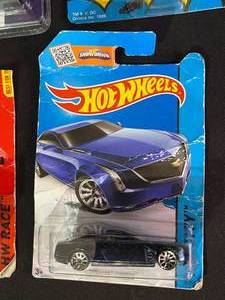 lot 106 image: Hot Wheels, M2 Machines & Batman