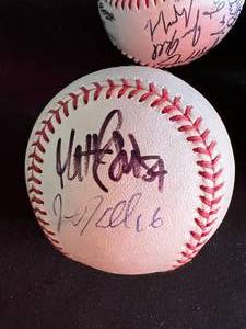 lot 117 image: 4 - Twins Signed Baseballs