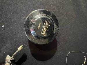 lot 129 image: Lot of 4 Fishing Reels