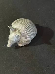 lot 140 image: Limited Edition Willow Wood Armadillo Burrow - Numbered 62500