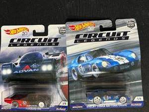 lot 159 image: Hot Wheels & Racing Champions Cars