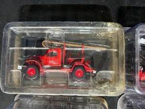 lot 161 image: 4 New Fire Truck Models Leylan, Dodge, Land Rover, E-One