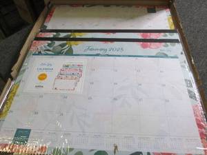 package of 6 desktop calendars  22x...