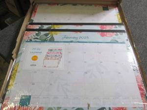 package of 6 desktop calendars 22x1...