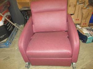 reclining chair on wheels ...