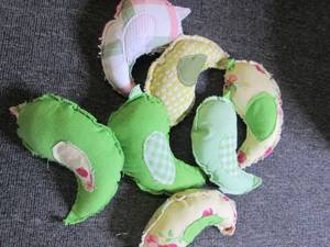 7 small stuffed spring birds ...