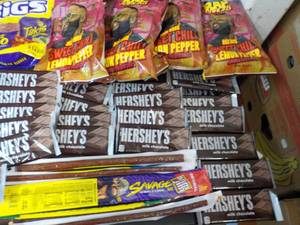 Large Variety of Food- see all pict...