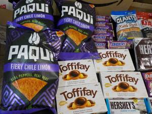 Large Variety of Food- see all pict...