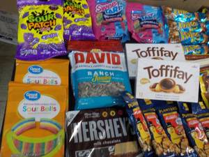 Large Variety of Food- see all pict...
