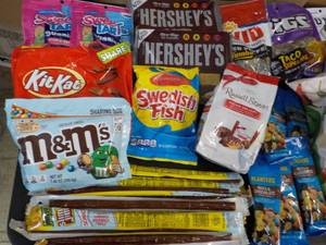 Large Variety of Food- see all pict...