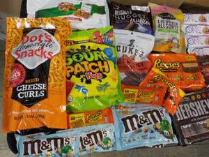 Large Variety of Food- see all pict...
