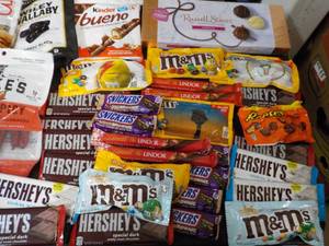 Large Variety of Food- see all pict...