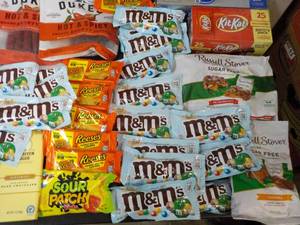 Large Variety of Food- see all pict...