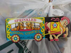 18 - 1 34 oz Boxes Sprinkled Anima...