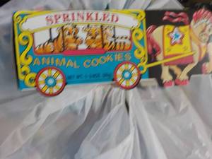 18 - 1 34 oz Boxes Sprinkled Anima...