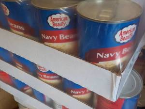 24 pack American Beauty Navy Beans...