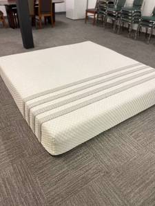 Leesa Sapira Hybrid Queen Mattress