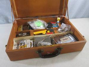 lot 75 image: (D-2) Vintage Wood Box Case Full of...