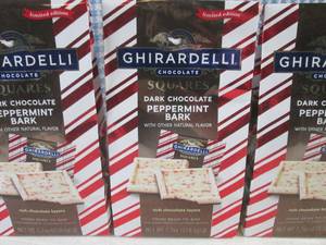 lot 138 image: (B-1) 4 Bags Dark Chocolate Pepperm...
