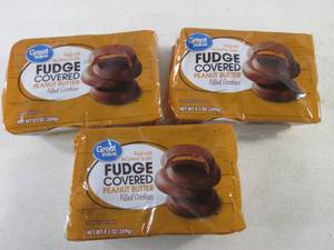 lot 159 image: (B-3) 3 Packs of Fudge Covered Pean...