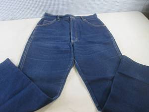 lot 241 image: (CS) Ladies Lee Jeans Size 16 Med...
