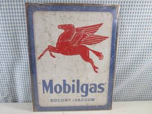 lot 296 image: (EC1) Mobilgas Tin Sign 12 12 x 1...
