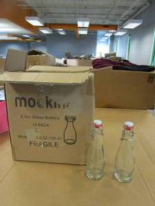 Nevlers Set of 10  8.5 Oz. Glass Bottle Set with Swing Top Stoppers (OPEN BOX)