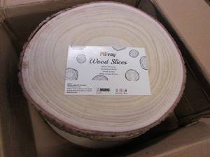 6Pack 7-8 Round Rustic Woods Slices Unfinished Wood Great for Weddings Centerpieces Craft (OPEN BOX, 1 PIECE HAS LOOSE BARK)