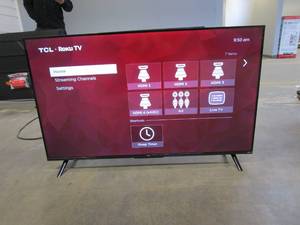 TCL - 43 Class 4-Series 4K UHD HDR Smart Roku TV 43S45
